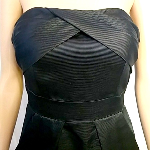 BCBGeneration Black Strapless Dress *with POCKETS* Size 0 - Picture 6 of 15
